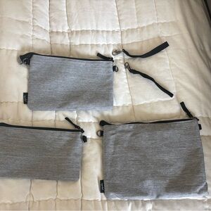 Ju-Ju-Be Gray Pouch Set